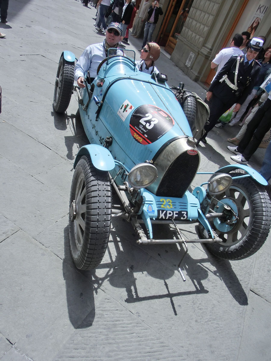 Mille Miglia 19Maggio2012-CIMG5551Centro Siena