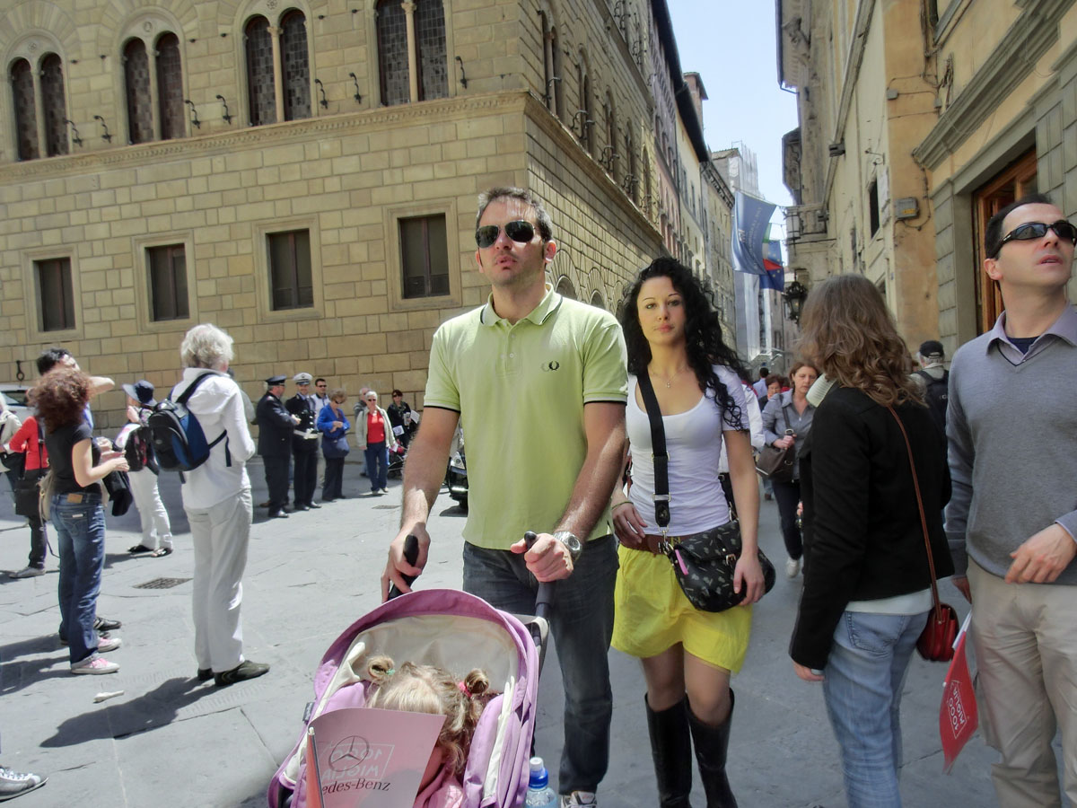 Mille Miglia 19Maggio2012-CIMG5633Centro Siena