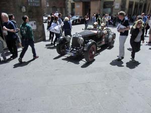Mille Miglia 19Maggio2012-CIMG5587Centro Siena