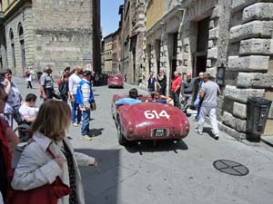 Mille Miglia 19Maggio2012-CIMG5644Centro Siena
