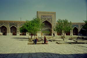 002-UZBEK.INIZ (8)