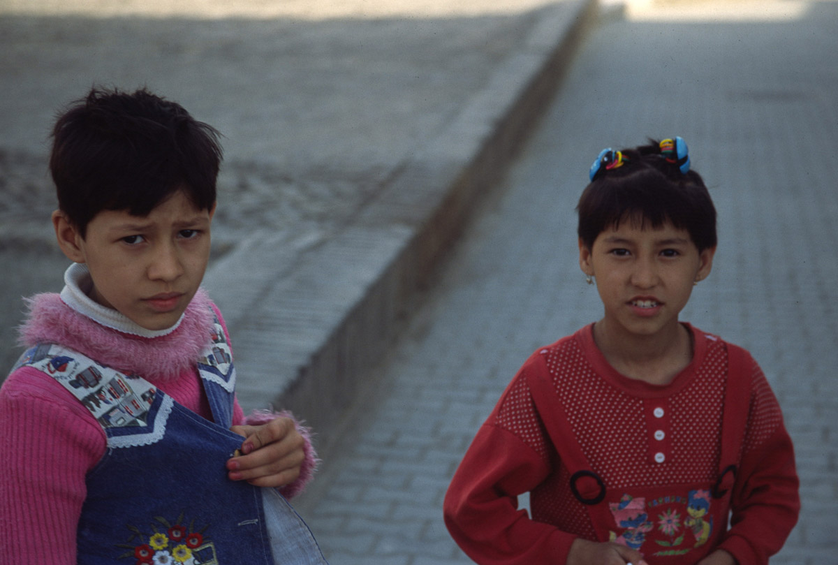 02-UZBEKKIVA.2003JPG2409