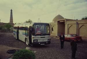 02-UZBEKKIVA.2003JPG2367