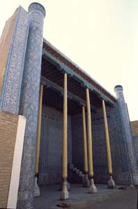 02-UZBEKKIVA.2003JPG2385