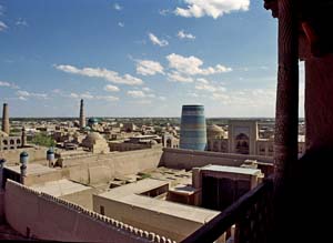 02-UZBEKKIVA.2003JPG2392