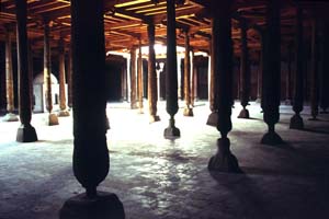 02-UZBEKKIVA.2003JPG2417