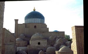 02-UZBEKKIVA.2003JPG2418