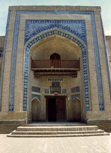 02-UZBEKKIVA.2003JPG2424