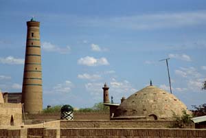 02-UZBEKKIVA.2003JPG2427