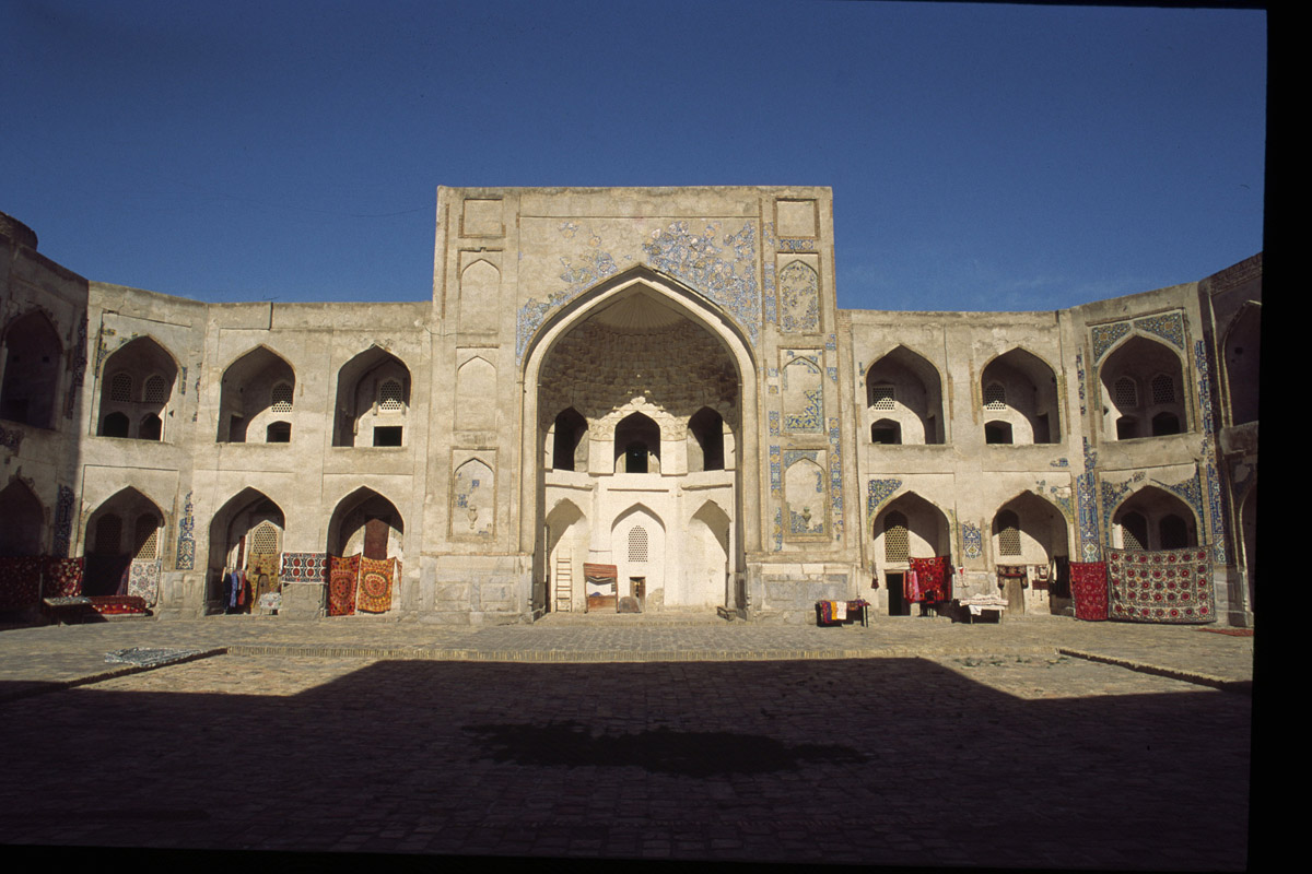 03-UZBEK.BUKARA.2003JPG2455