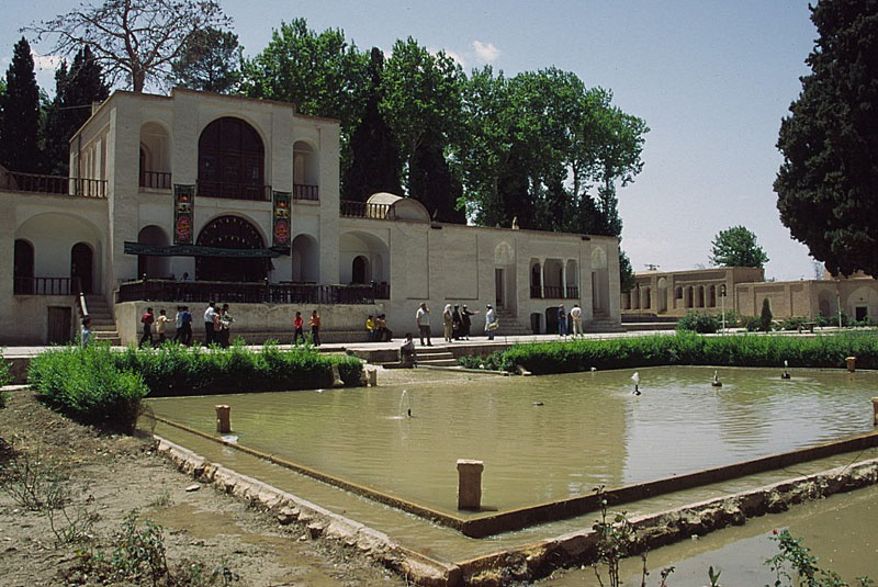 iran20010951